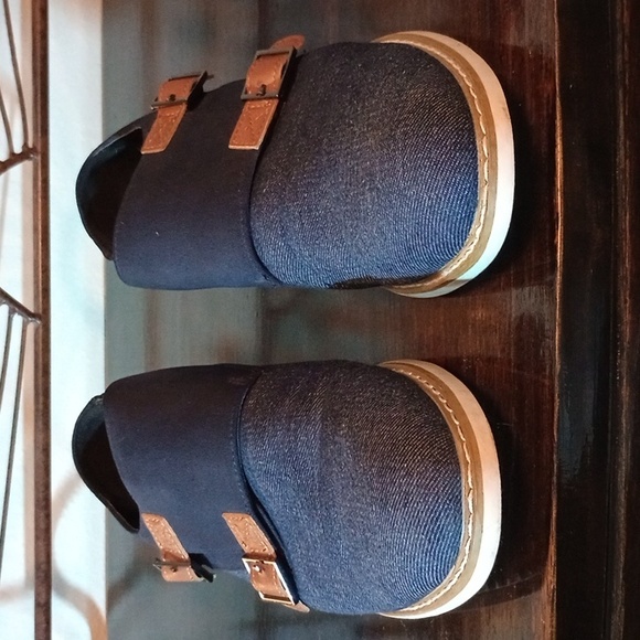 XRay Other - Dress/Casual shoes Size 8.5